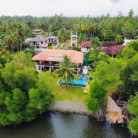 Lagoon Bentota Resort Kültér fotó