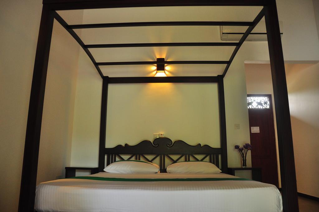 Lagoon Bentota Resort Kültér fotó